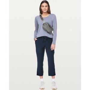 Lululemon On the Fly Crop True Navy Luxtreme Drawstring Pants Commuter Size 4